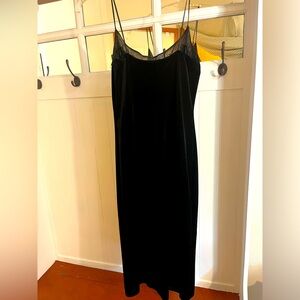 Black velvet Laundry dress SMALL
